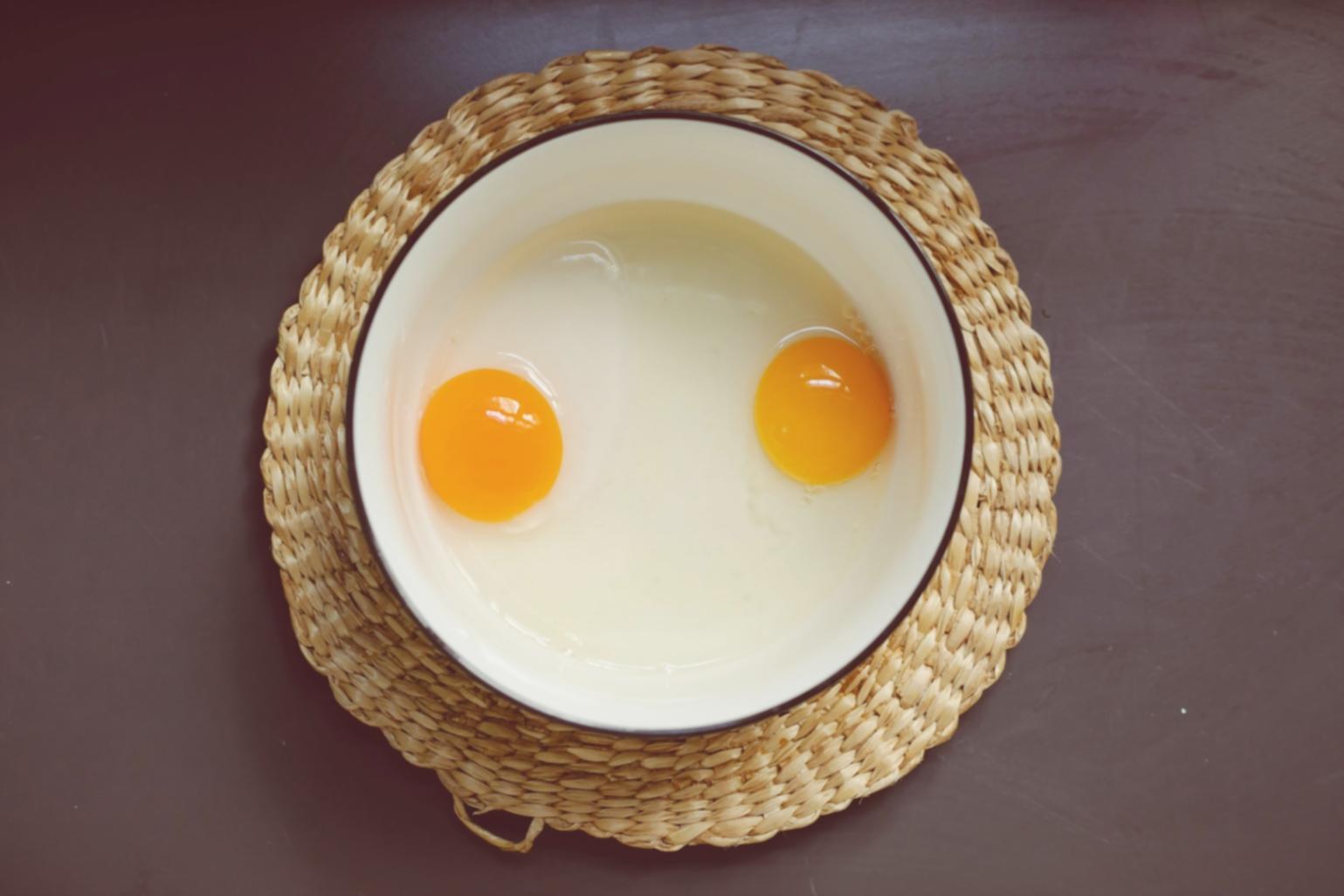 Процес приготування їжі методом су-від з використанням професійного обладнання